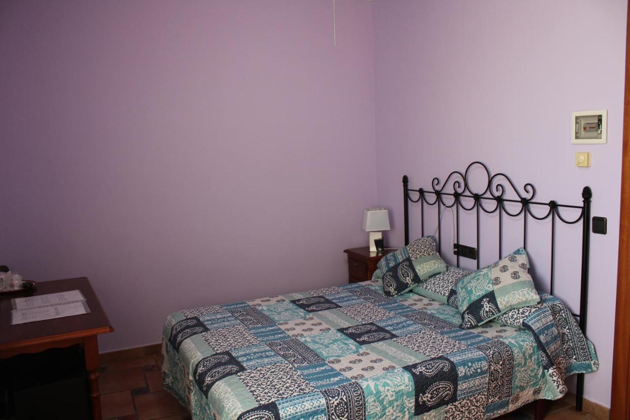 Hostal La Savina Cervera  Zewnętrze zdjęcie