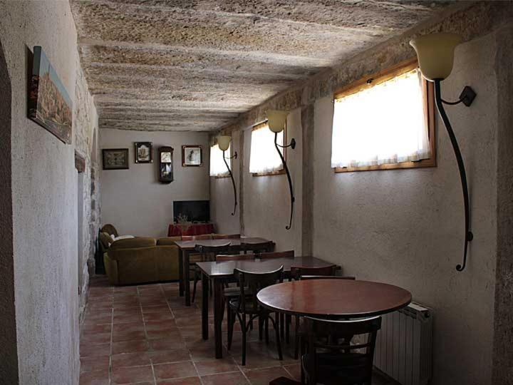 Hostal La Savina Cervera  Zewnętrze zdjęcie